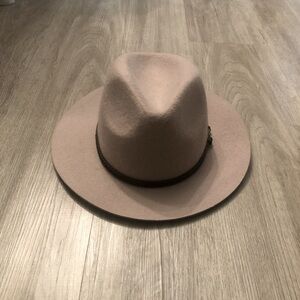 NWT HOUSE OF HARLOW WOOL FEDORA